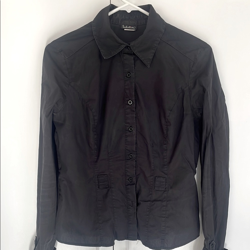 🔥 FREE ADD ON Black Button Up Black Long Sleeve Shirt • Medium